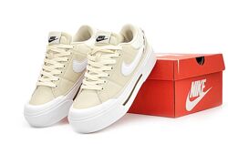 Женские кроссовки Nike Court Legasy lift. Beige