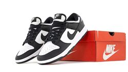 Женские кроссовки Nike Dunk Low. White Black