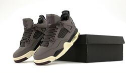 Женские кроссовки Nike Air Jordan 4 Retro. Grey