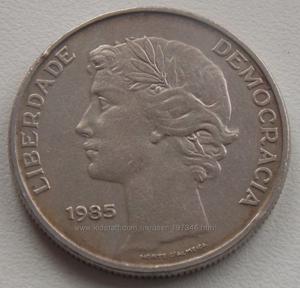 Монета Португалии 25 эскудо