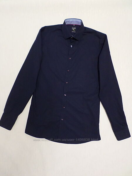 Стильна темно синя сорочка від Olymp