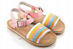  р.39 Clarks девичьи кожаные сандалии оригинал