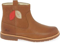 р.29.5,31,32,32.5,33,35 Clarks девичьи ботинки натуральная кожа оригинал