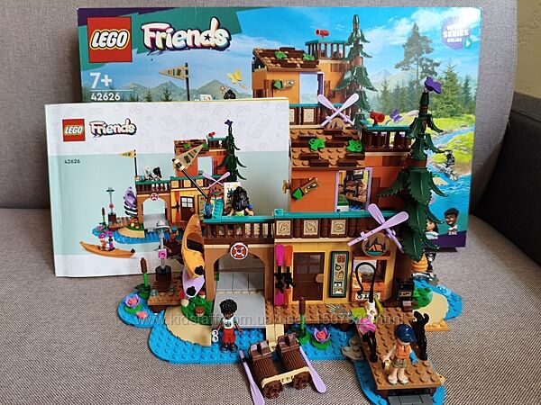 Конструктор LEGO Friends Водні види спорту в таборі пригод 42626