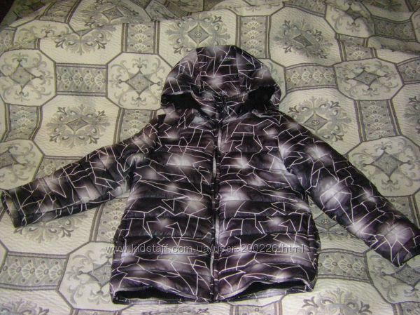 Новенькие куртки в идеальном состоянии на осень-зиму 128-140