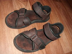 Сандалии Clarks  28/43