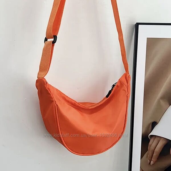 Стильна бананка спортивна сумка багет крос боді текстиль стиль Uniqlo