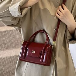 Тренд якісна жіноча сумка червоного кольору крос-боді через плече екошкіра