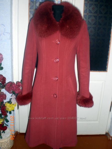 кашемировое пальто  с воротом песец