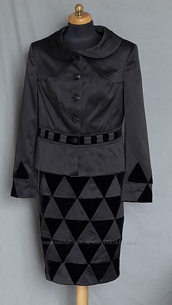 Жіночий костюм Oksana XL зі спідницею Чорний 7100350