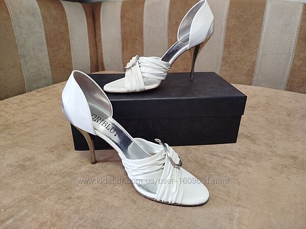 Туфлі loriblu італія шкіра 37 р. з коробкою.