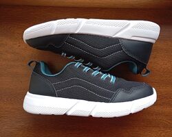 Кросівки esmara оригінал розмір 32. 33 нові чорні