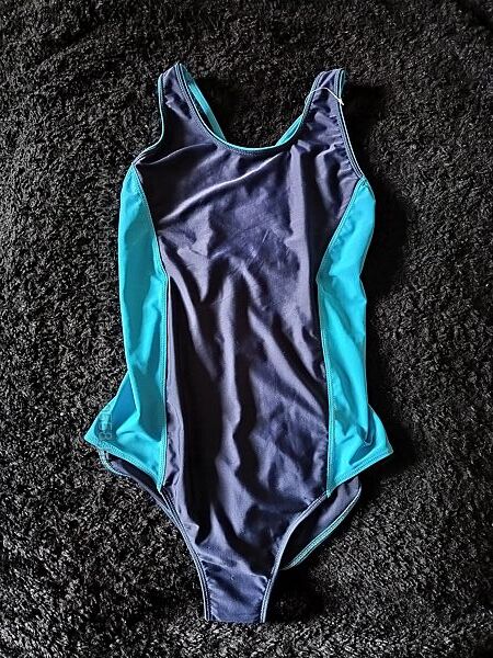 Суцільний купальник crivit