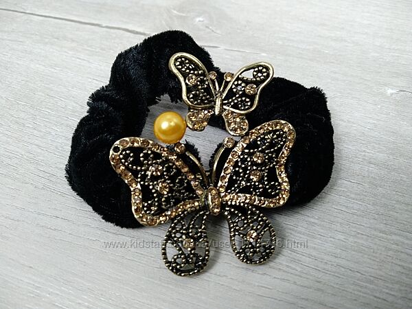 Шикарна гумка для волосся метелик