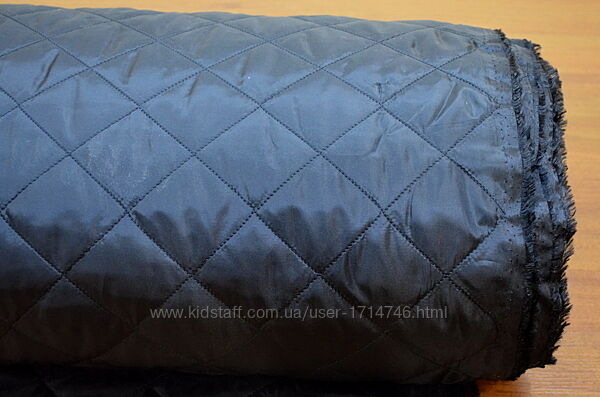 Стьобана підкладкова тканина з синтепоном чорна 2-ох стороння