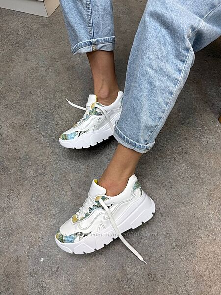 Неймовірні шкіряні кросівки - від виробника