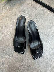 Стильні босоніжки з натуральної шкіри 