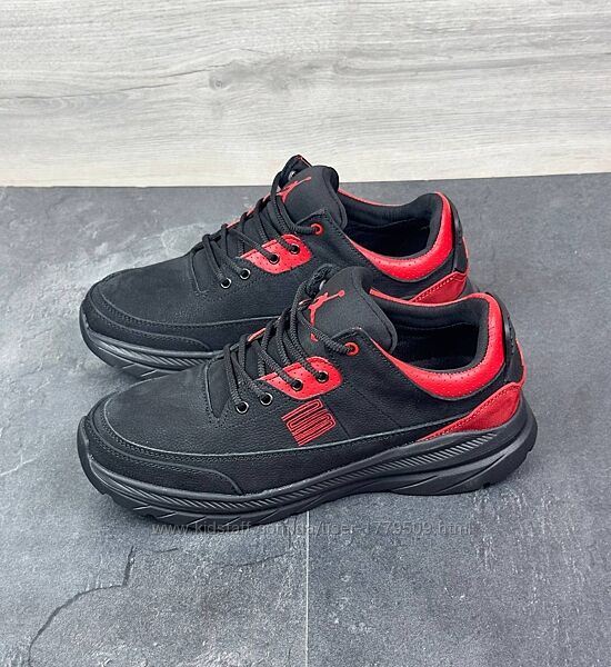 Чоловічі шкіряні кросівки Jordan 01-44/21 чор/чер