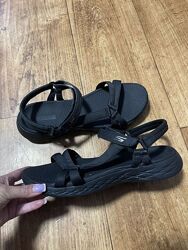 Сандалі Skechers р-41 