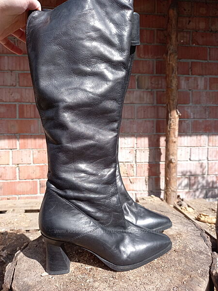 Женские сапоги кожаные черные чоботи Итальянские 35 р новые