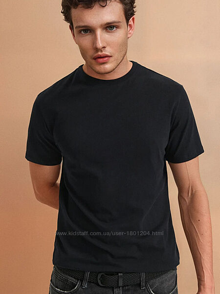 Футболка чоловіча
