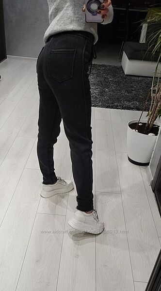 Новинка зими джинси мом на теплому хутрі