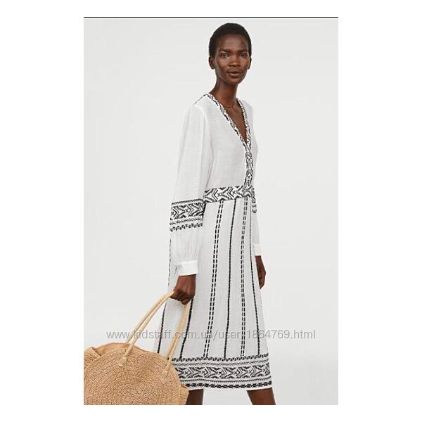 Вискозное миди платье с вышивкой H&M.