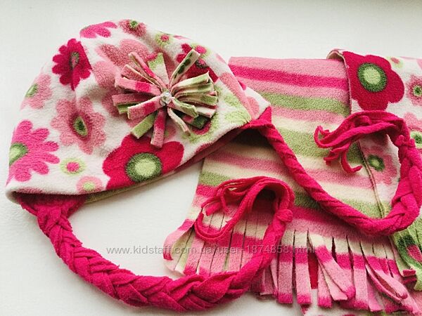 Брендовый флисовый комплект шапочка с косичками  шарф. 5-8 лет. Яркий цвет