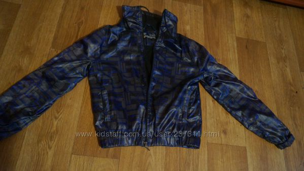 Стильная куртка бренда MARANI