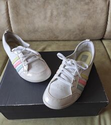 Кросівки Adidas розмір  39