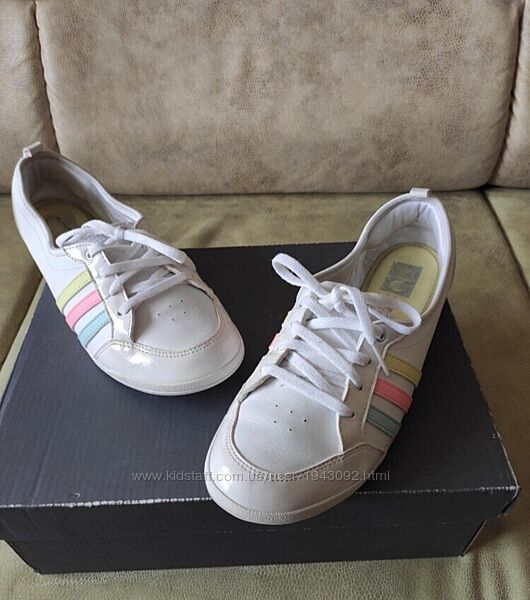 Кросівки Adidas розмір  39