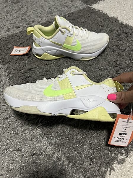 Кросівки NIKE W Zoom Bella 37-38