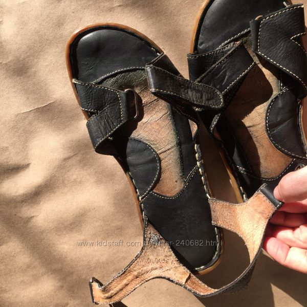 Clarks 