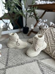 Стильні зимові чобітки для дівчаток