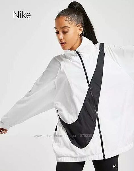 Женская ветровка Nike Woven Big Swoosh Jacket Loose Fit Extra White Оригина
