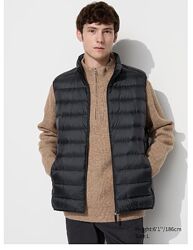 Мужская безрукавка Uniqlo ultra light down, жилетка на молнии Уникло пух 