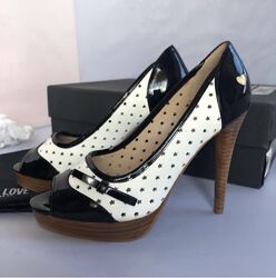 Туфлі, босоніжки Love Moschino, оригінал