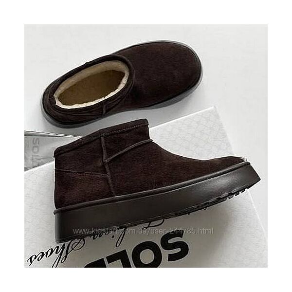 Зимові черевики в наявності . Натуральна шкіра . Розпродаж.