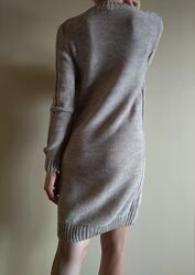 В&acuteязана сукня плаття прямого крою