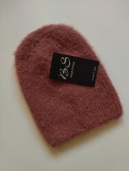 Жіноча шапка італія