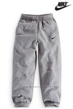 спортивные брюки