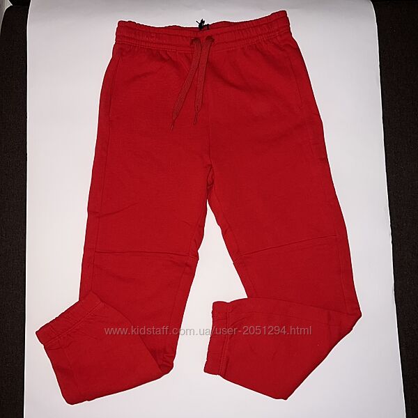 Спортивні штани з манжетами від бренда OVS Пояс регулюється. Розмір 7-8 р