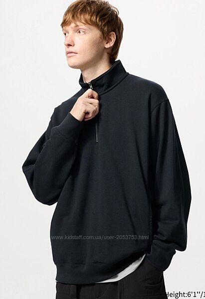 Світшот чорний UNIQLO в розмірі М 