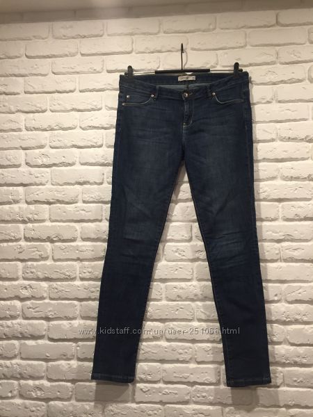 Зауженые джинсы на размер 46