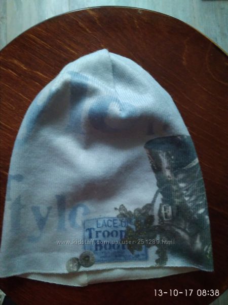 Шапка Польша трикотаж новая с биркой