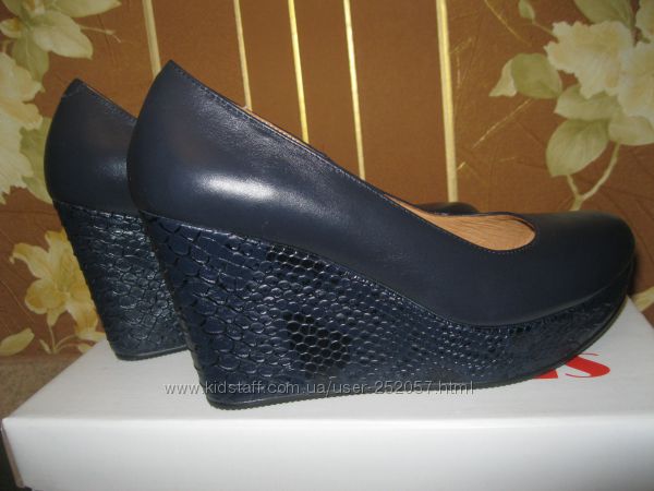 Туфли женские AVIS