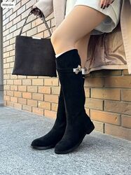 Замшеві чоботи 