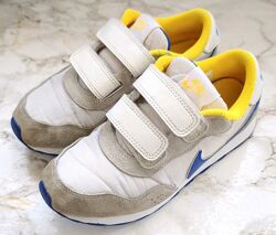 Кросівки дитячі Nike білі на липучках 33 розмір