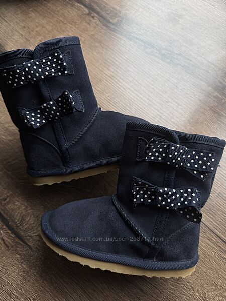 Чобітки уги з натуральної замші Children Place США р. 10-17 см.