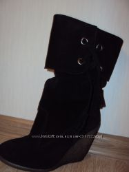 Новые отличные замшевые сапожки 36, 37 р. и 38 р. Срочно.